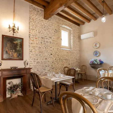 Guest house Simonetta 4*